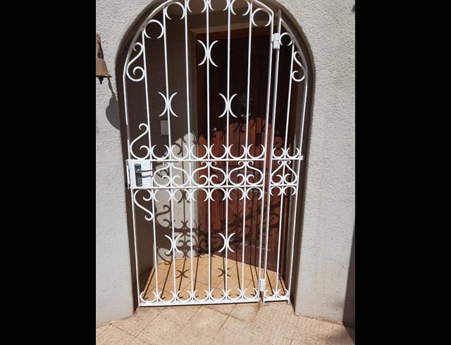 1 BEDROOM FLAT TO LET IN WONDERBOOM